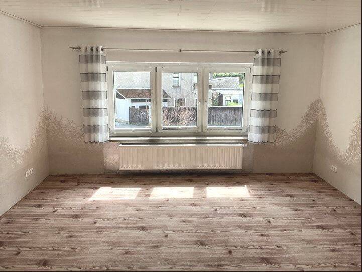 Einfamilienhaus Oelsnitz - 4 Zimmer, 90 m&sup2;, 165.000&euro; | Angebot:26862459
