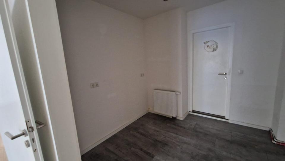 Etagenwohnung Lichtenberg - 3 Zimmer, 74 m&sup2;, 500&euro; | Angebot:25281016