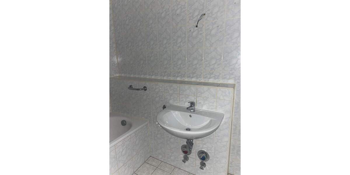 Etagenwohnung Plauen Preißelpöhl - 2 Zimmer, 78 m&sup2;, 429&euro; | Angebot:25662572