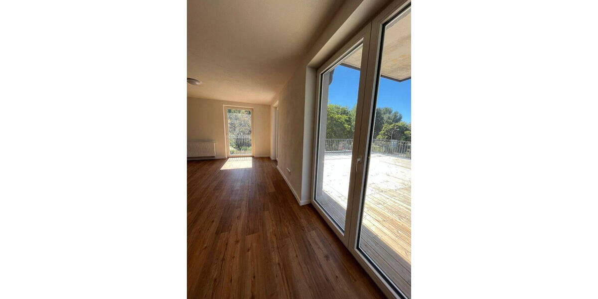 Etagenwohnung Selb - 4 Zimmer, 107 m&sup2;, 930&euro; | Angebot:25957445