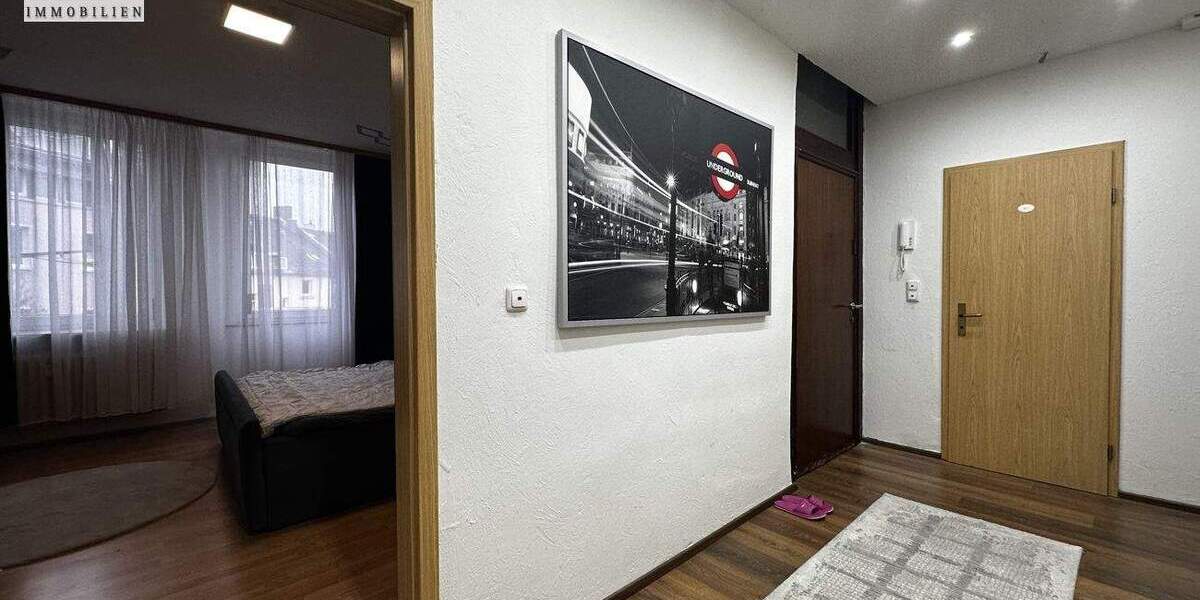 Etagenwohnung Hof Innenstadt - 4 Zimmer, 114 m&sup2;, 159.000&euro; | Angebot:25768147