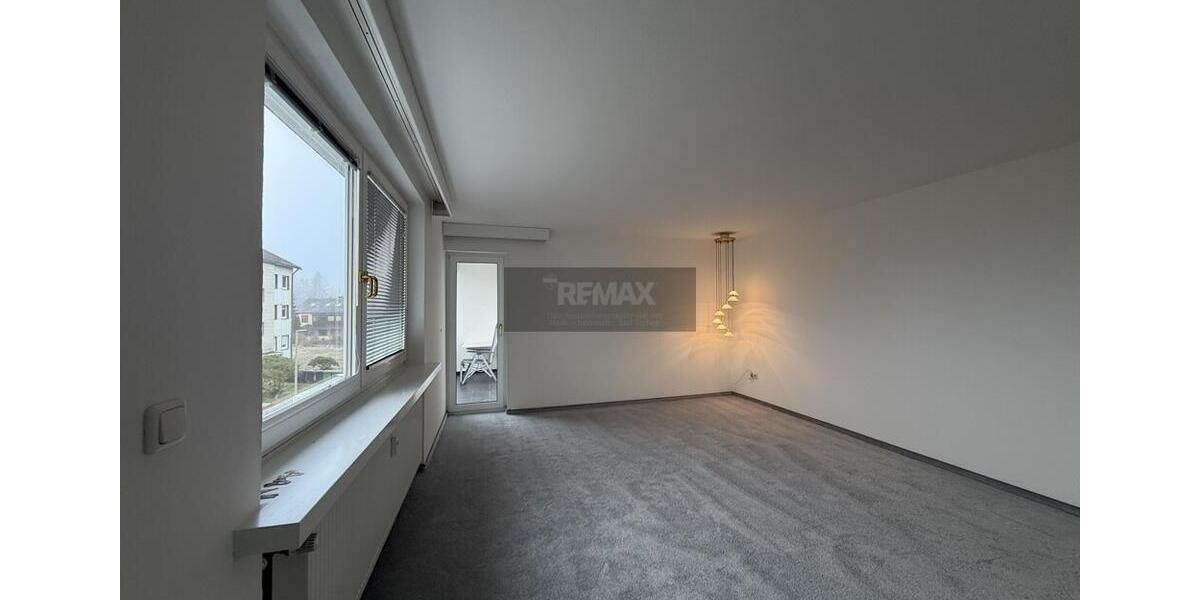 Etagenwohnung Lichtenberg - 3 Zimmer, 80 m&sup2;, 600&euro; | Angebot:25160181