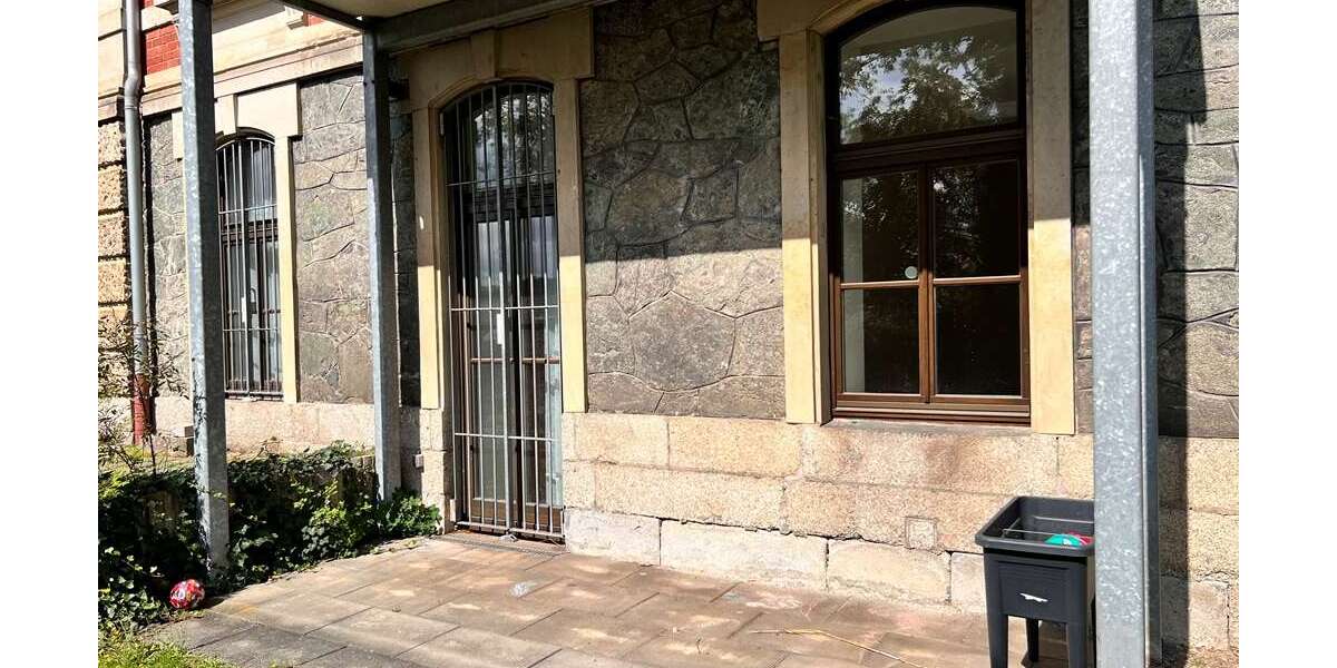 Etagenwohnung Plauen Schloßberg - 1 Zimmer, 48 m&sup2;, 240&euro; | Angebot:25929324