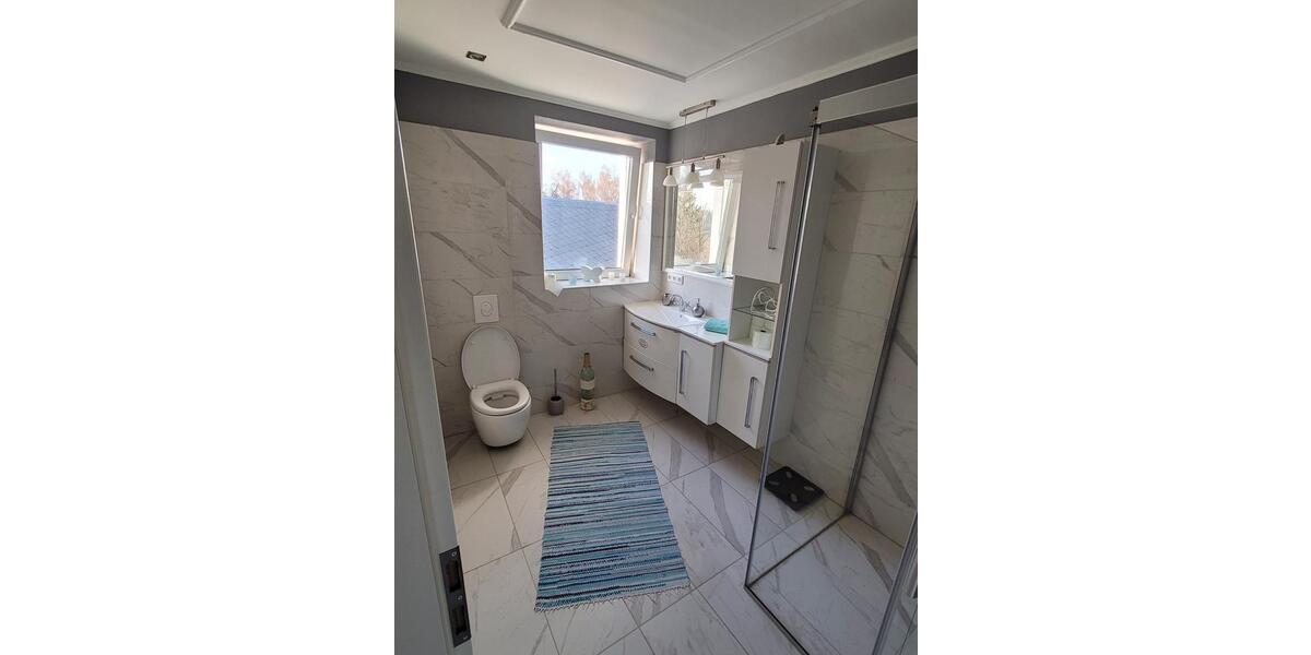 Doppelhaushälfte Selb - 4 Zimmer, 185 m&sup2;, 329.000&euro; | Angebot:26236645