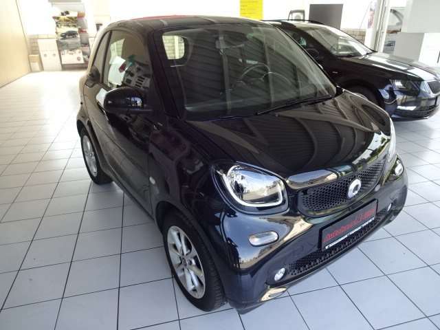 Smart forTwo 46.000 km 9.900 &euro; Leupoldsgrün 95191