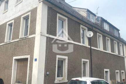 Haus Marktleuthen - 7 Zimmer, 240 m&sup2;, 129.000&euro; | Angebot:25768814