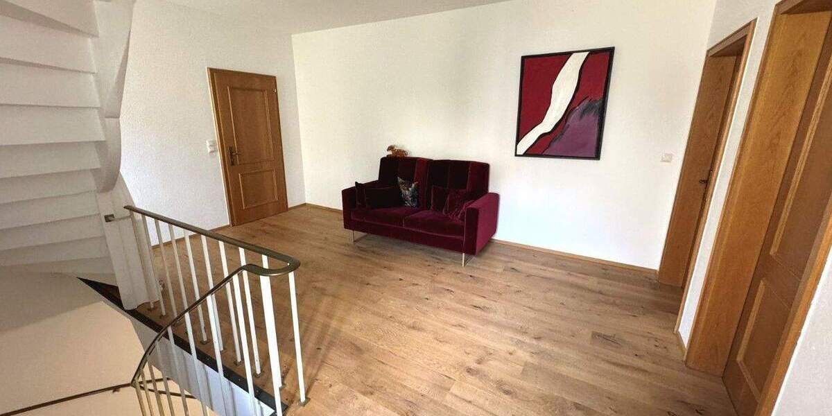 Mehrfamilienhaus, Wohnhaus Nordhalben - 7 Zimmer, 265 m&sup2;, 585.000&euro; | Angebot:25671149