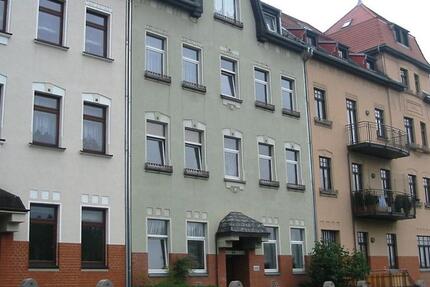 Wohnung Plauen Altstadt - 2 Zimmer, 32 m&sup2;, 200&euro; | Angebot:24422933