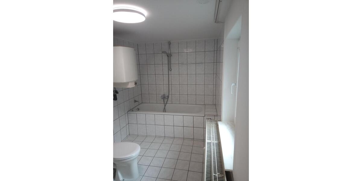 Etagenwohnung Hof Altstadt - 3 Zimmer, 108 m&sup2;, 650&euro; | Angebot:25321430