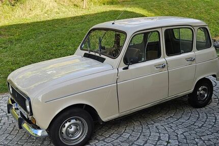 Renault R 4 115.895 km 9.850 &euro; Schwarzenbach am Wald 95131