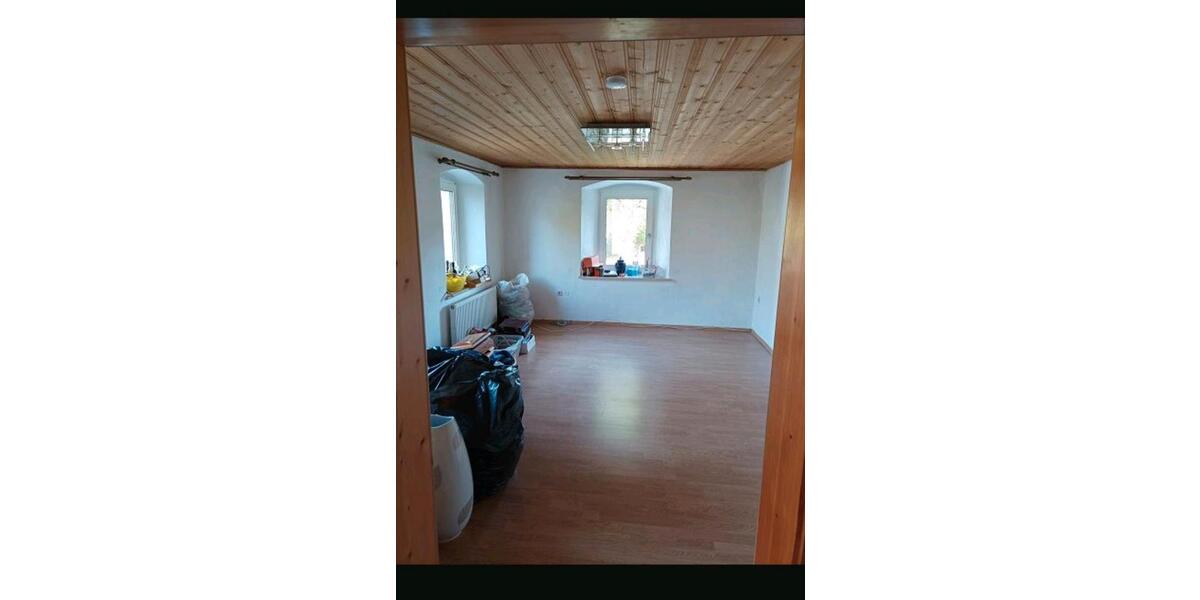 Einfamilienhaus Röslau - 8 Zimmer, 180 m&sup2;, 112.000&euro; | Angebot:23501563