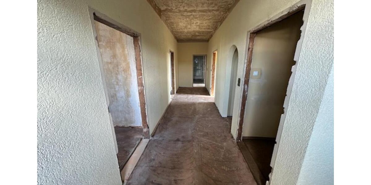 Mehrfamilienhaus, Wohnhaus Naila - 12 Zimmer, 557 m&sup2;, 149.950&euro; | Angebot:19557101