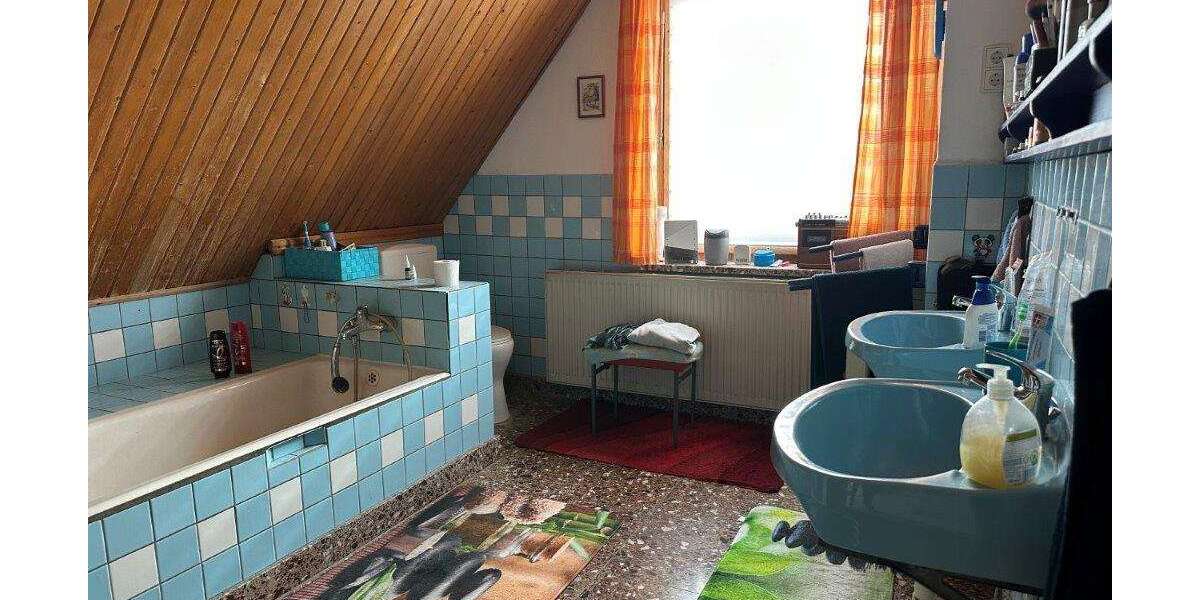 Schönes Einfamilienhaus mit Wintergarten, Salzwasserpool, Blockheizkraftwerk usw. - Einfamilienhaus Saalburg-Ebersdorf Ebersdorf | Angebot:23713363