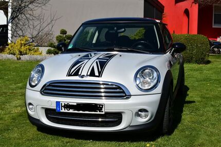Mini Cooper D 123.900 km 8.890 &euro; Naila 95119