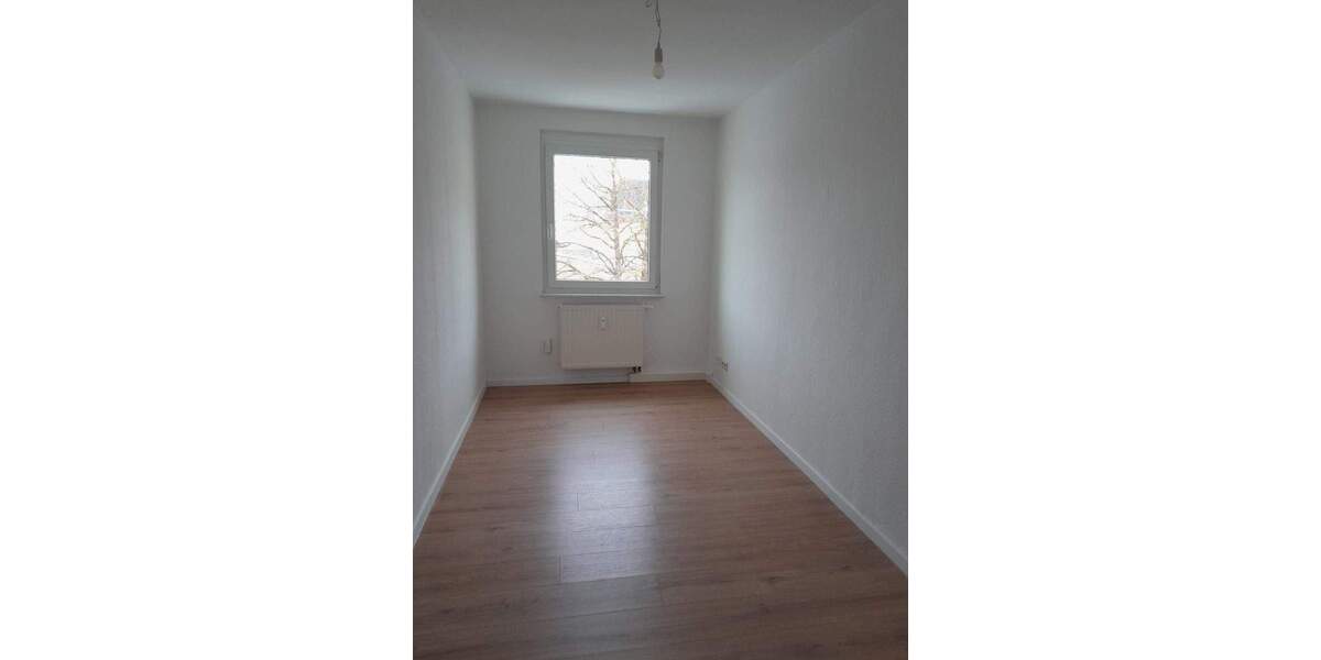 Etagenwohnung Plauen Westend - 3 Zimmer, 56 m&sup2;, 325&euro; | Angebot:26155804