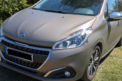 Peugeot 208 90.800 km 4.500 &euro; Plauen 08525