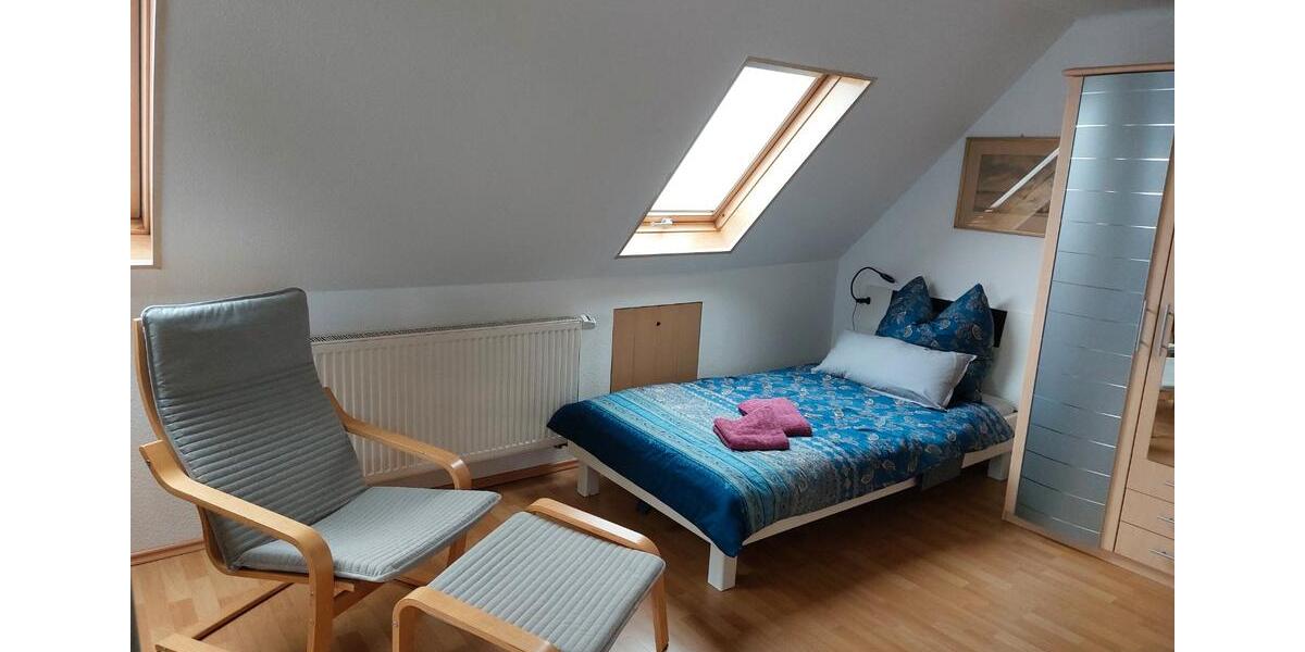 Dachgeschoßwohnung Selb - 1 Zimmer, 50 m&sup2;, 650&euro; | Angebot:26022287