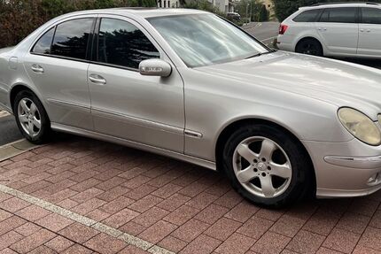 Mercedes-Benz E 270 225.000 km 4.999 &euro; Selb 95100