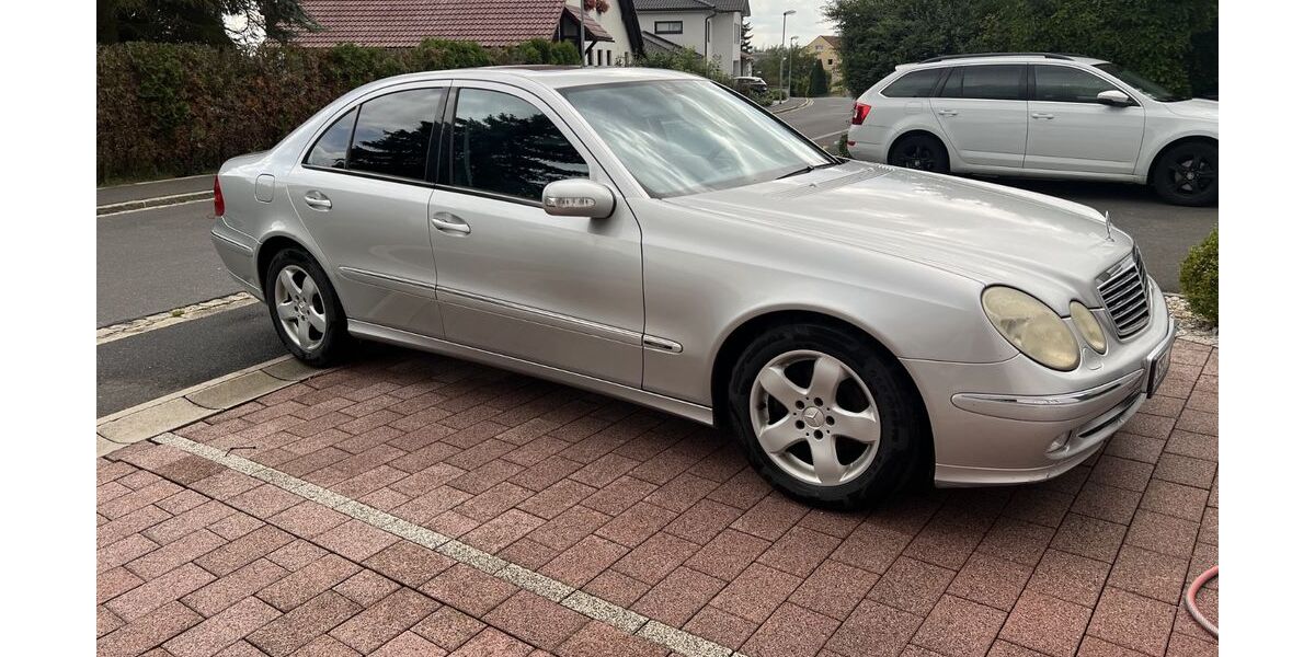 Mercedes-Benz E 270 225.000 km 4.999 &euro; Selb 95100