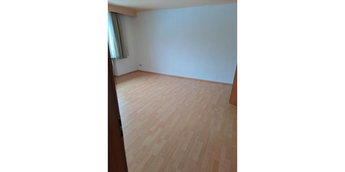 Etagenwohnung Geroldsgrün - 2 Zimmer, 53 m&sup2;, 315&euro; | Angebot:26197696