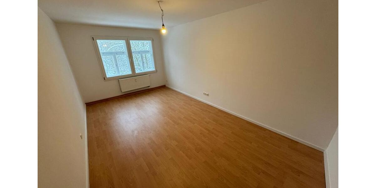Etagenwohnung Hof Altstadt - 4.5 Zimmer, 100 m&sup2;, 850&euro; | Angebot:26000190