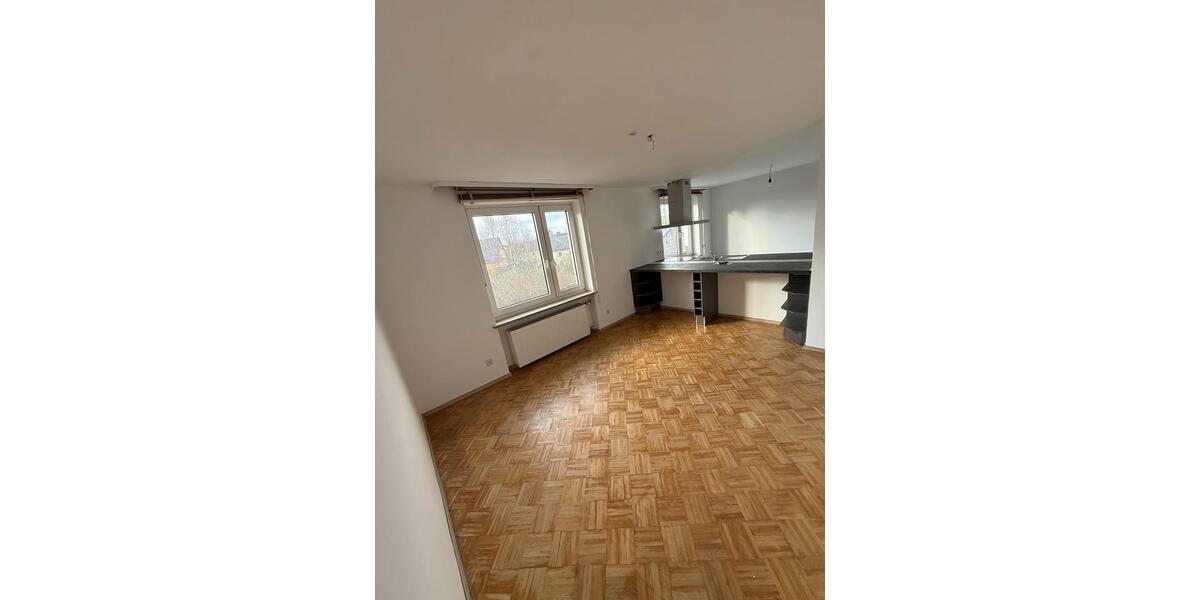 Maisonettenwohnung Feilitzsch - 5 Zimmer, 140 m&sup2;, 1.300&euro; | Angebot:25933600