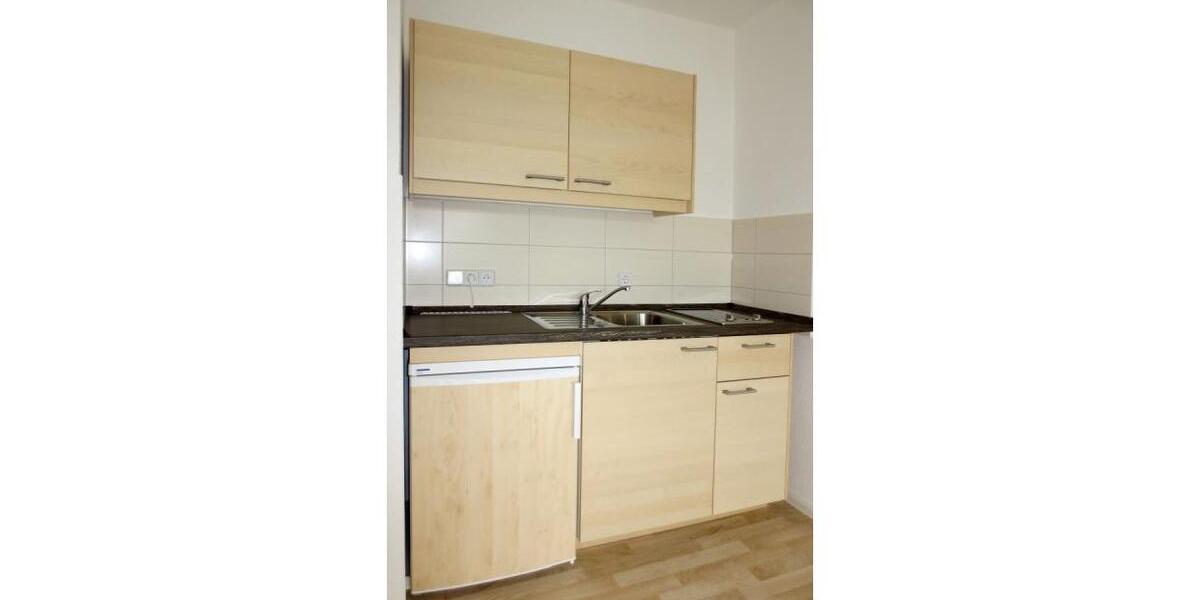 Etagenwohnung Plauen Altstadt - 1 Zimmer, 30 m&sup2;, 230&euro; | Angebot:26001498