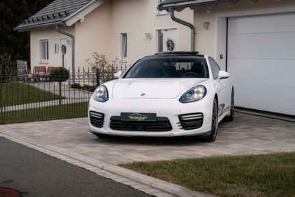 Porsche Panamera 142.894 km 38.950 &euro; Regnitzlosau 95194