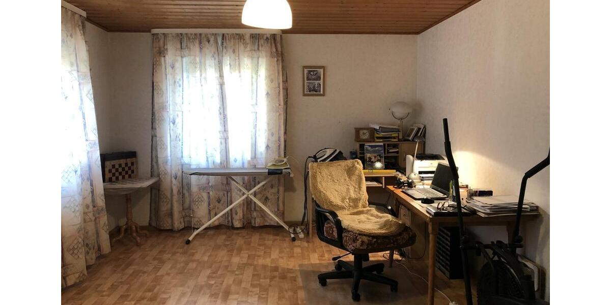 Einfamilienhaus Leupoldsgrün - 8 Zimmer, 320 m&sup2;, 350.000&euro; | Angebot:19976686