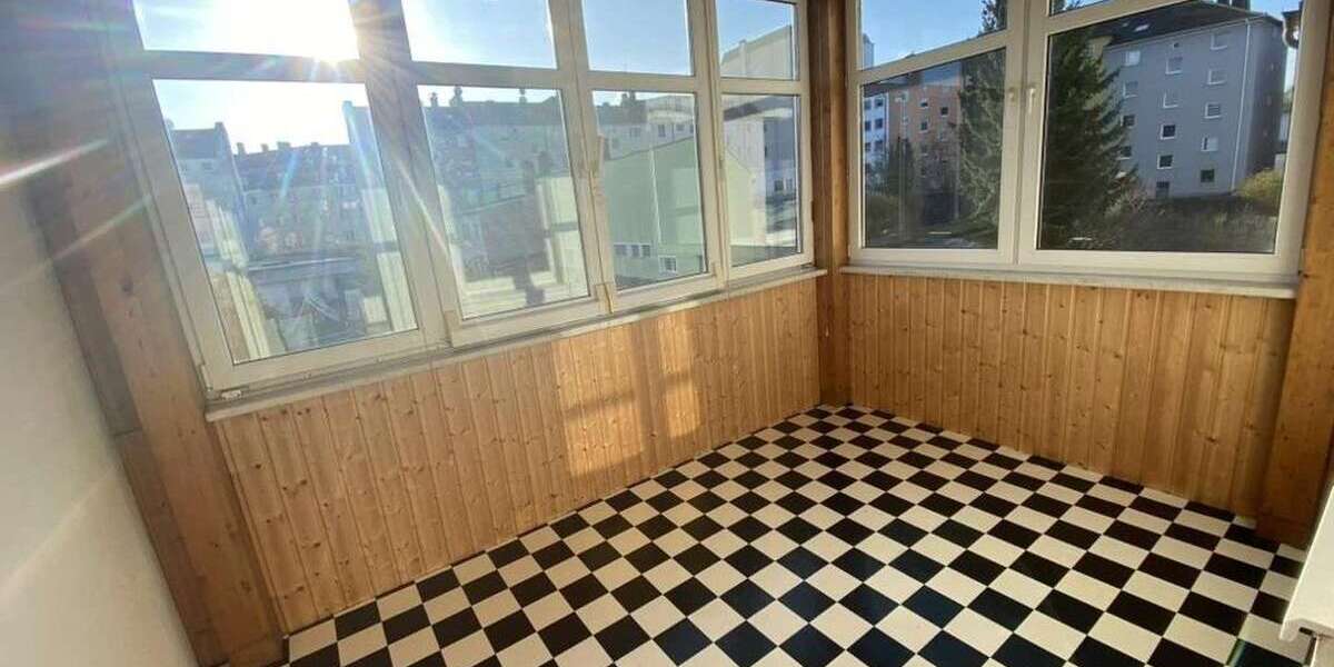 Etagenwohnung Hof Altstadt - 4 Zimmer, 100 m&sup2;, 650&euro; | Angebot:26808010