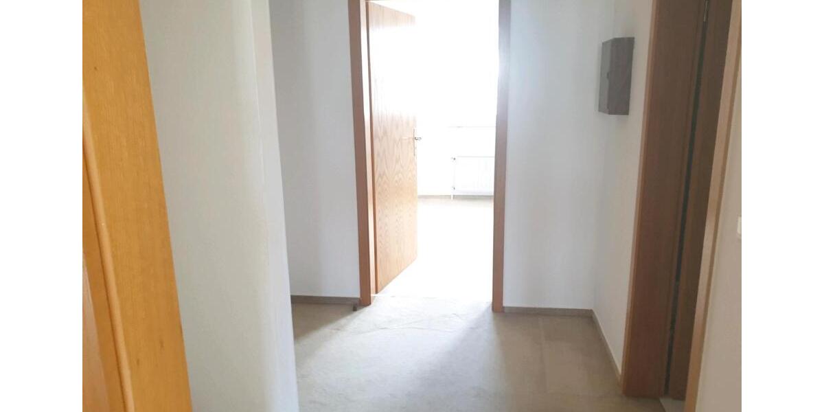 Etagenwohnung Plauen Bahnhofsvorstadt - 2 Zimmer, 64 m&sup2;, 295&euro; | Angebot:25402573