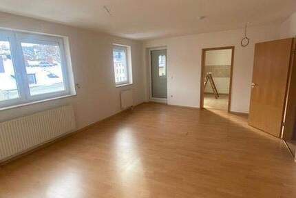 Wohnung Bad Elster Heißenstein - 2 Zimmer, 69 m&sup2;, 485&euro; | Angebot:25839132