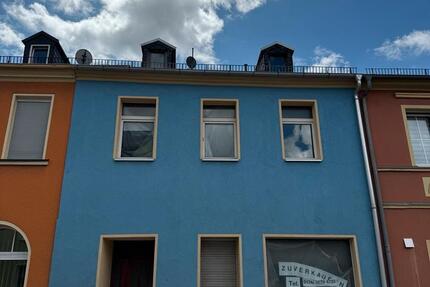 Haus Schleiz - 10 Zimmer, 180 m&sup2;, 25.000&euro; | Angebot:27120305