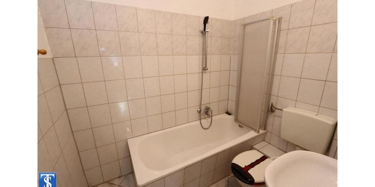 Etagenwohnung Plauen Bahnhofsvorstadt - 3 Zimmer, 85 m&sup2;, 425&euro; | Angebot:23870706