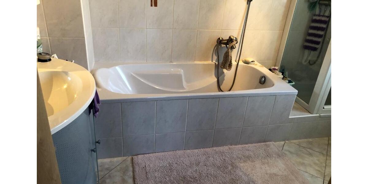 Einfamilienhaus Leupoldsgrün - 8 Zimmer, 320 m&sup2;, 350.000&euro; | Angebot:19976686