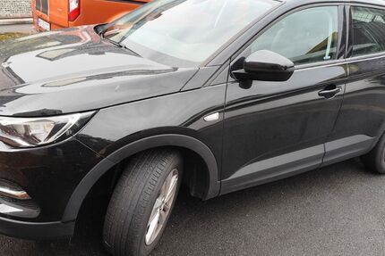 Opel Grandland (X) 106.000 km 12.600 &euro; Selbitz 95152