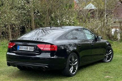 Audi A5 292.000 km 9.500 &euro; Rehau 95111