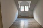 Dachgeschoßwohnung Plauen - 4 Zimmer, 120 m&sup2;, 940&euro; | Angebot:26048430
