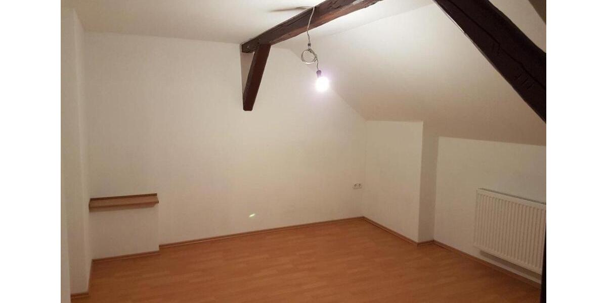 Dachgeschoßwohnung Schönwald - 5 Zimmer, 80 m&sup2;, 500&euro; | Angebot:24306940