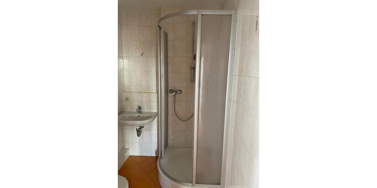 Etagenwohnung Bad Elster - 1 Zimmer, 34 m&sup2;, 240&euro; | Angebot:25219056