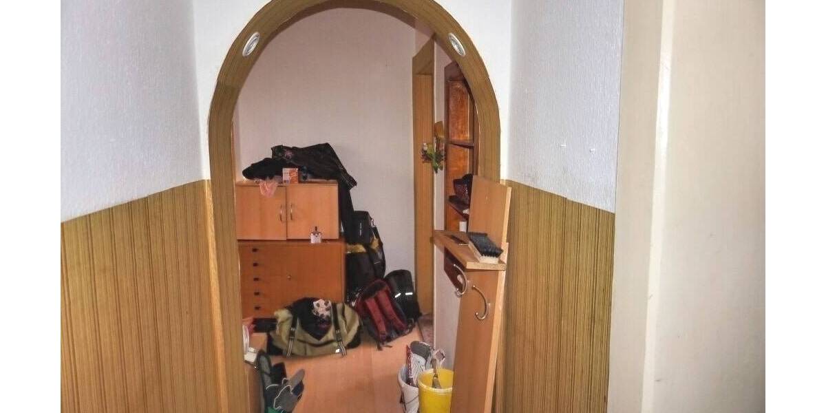 Mehrfamilienhaus, Wohnhaus Oelsnitz - 6 Zimmer, 200 m&sup2;, 74.000&euro; | Angebot:25985881