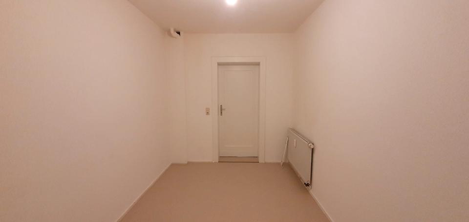 Etagenwohnung Plauen Haselbrunn - 2 Zimmer, 63 m&sup2;, 240&euro; | Angebot:25975807