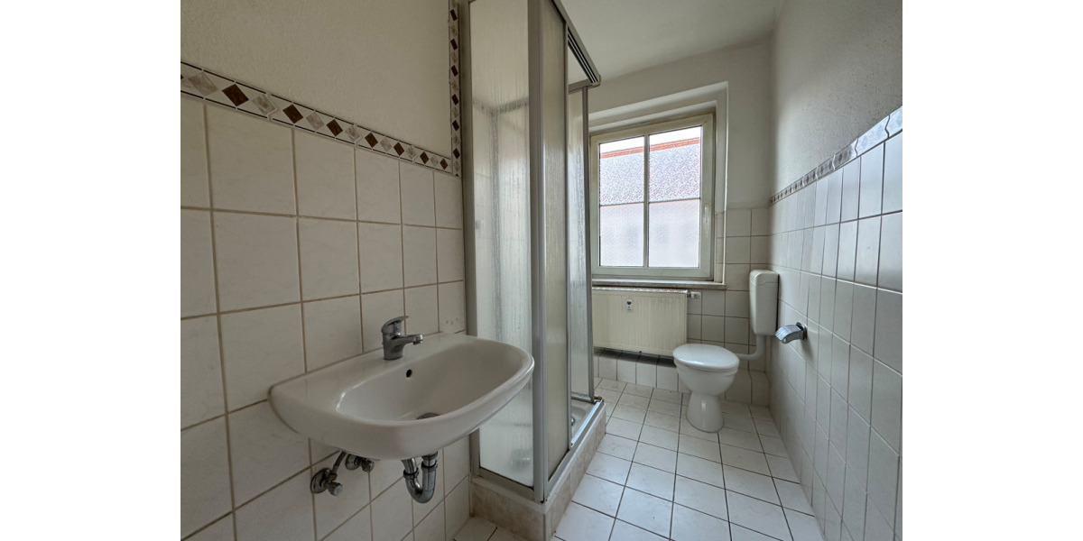 Etagenwohnung Plauen - 3 Zimmer, 65 m&sup2;, 262&euro; | Angebot:24144479