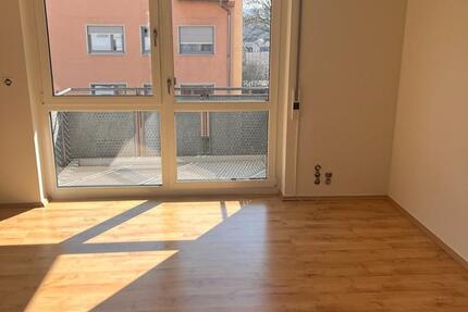 Wohnung Plauen - 2 Zimmer, 59 m&sup2;, 339&euro; | Angebot:25866317