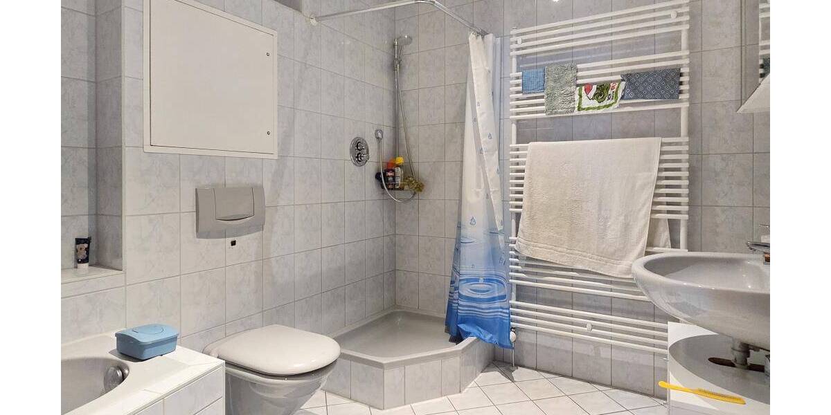 Etagenwohnung Bad Lobenstein Lobenstein - 3 Zimmer, 58 m&sup2;, 82.500&euro; | Angebot:26081981