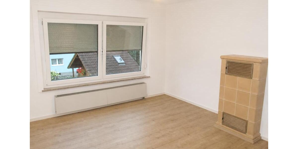 Doppelhaushälfte Helmbrechts - 8.5 Zimmer, 170 m&sup2;, 298.000&euro; | Angebot:26962060