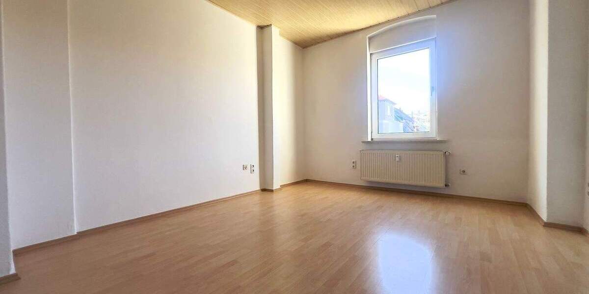 Mehrfamilienhaus, Wohnhaus Plauen Ostvorstadt - 1 Zimmer, 290 m&sup2;, 265.000&euro; | Angebot:25708225