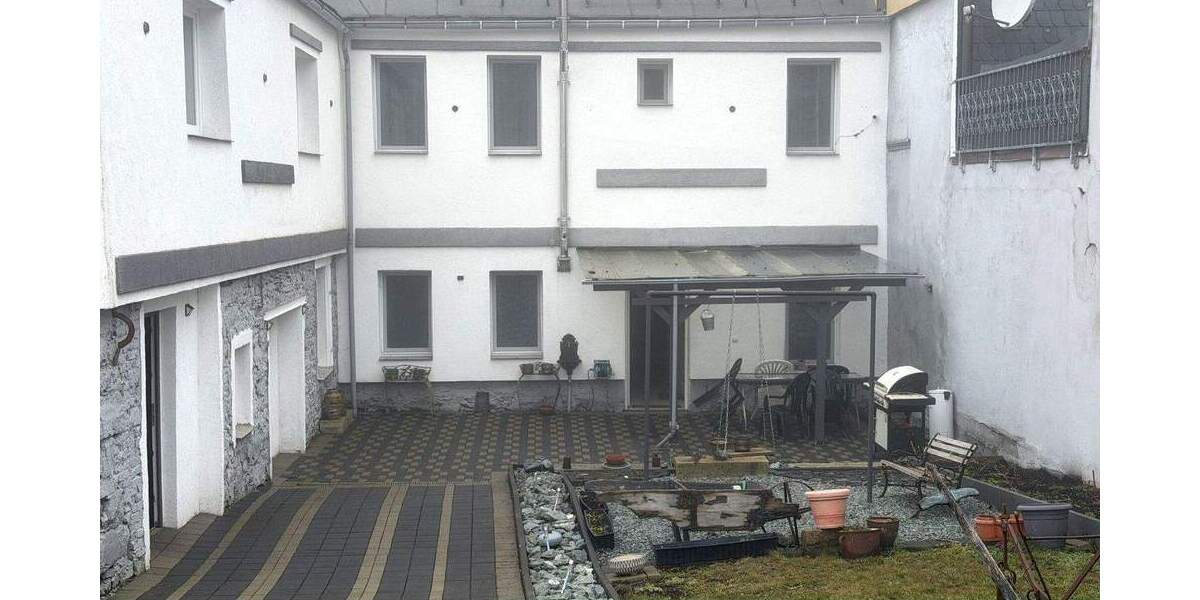 Einfamilienhaus Schwarzenbach am Wald Schwarzenbach a Wald - 7 Zimmer, 238 m&sup2;, 249.000&euro; | Angebot:25662808