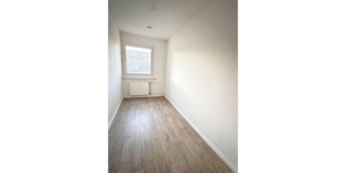 Etagenwohnung Plauen Alt Chrieschwitz - 3 Zimmer, 56 m&sup2;, 282&euro; | Angebot:25782390