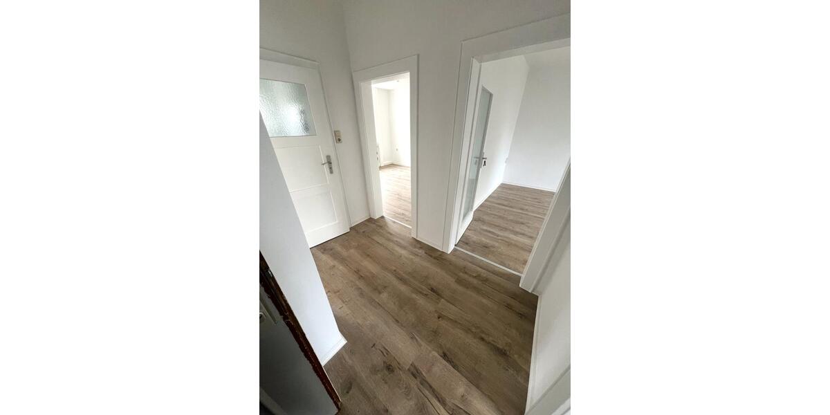 Erdgeschoßwohnung Hof Neuhof - 3 Zimmer, 54 m&sup2;, 385&euro; | Angebot:25162005